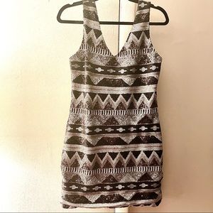 One ❤️ Clothing silver sequin geometric dress, size S